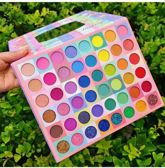 Hello Kitty 54 Colour Eyeshadow Palette Matte Eyeshadow Glittery Eyeshadow Shimmer Eyeshadow Colourful Eyeshadow